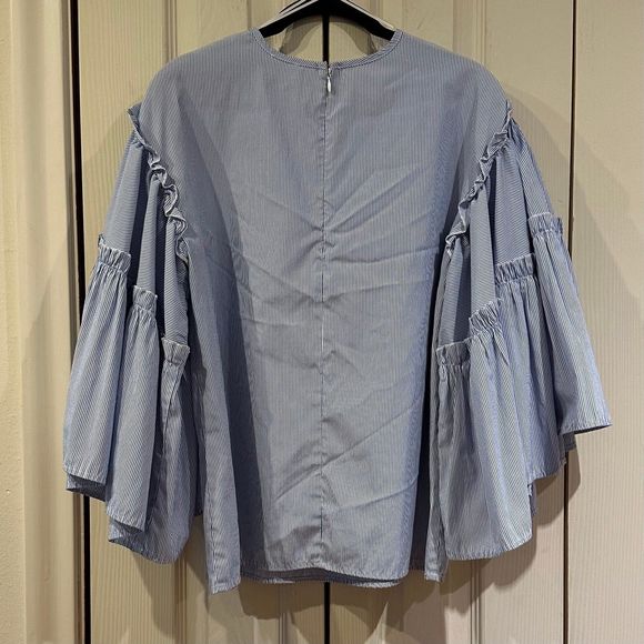 dRA Los Angeles Blue & White Striped Statement Ruffle Bell Sleeve Blouse Anthro - Picture 4 of 12